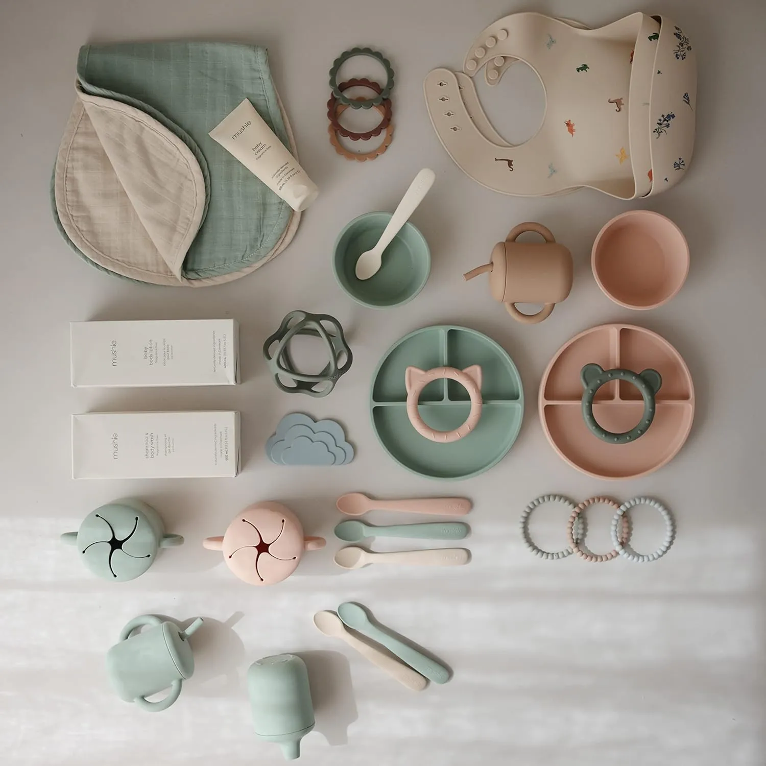 mushie Silicone Suction Bowl | BPA-Free Non-Slip Design (Blush)